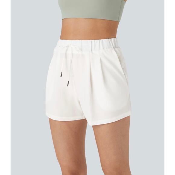 Halara Pants - NWT Halara Women’s High-Rise Elastic Waist Yoga Shorts White XL 3”